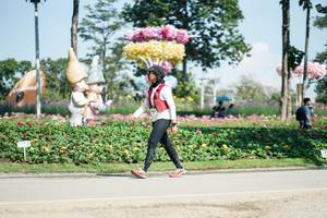 BIB: 
                            <button type="button" onclick="openModal(27612588)" class="btn btn-primary btn-sm float-right btn-popup" data-toggle="modal" data-target=".modal-high-quality">
                        <i class="fas fa-shopping-cart"></i> Add to Cart
                    </button>
                                            <button type="button" onclick="isThisMe(27612588, true)" class="btn btn-success btn-sm float-right btn-popup btn-isme hidden" data-toggle="tooltip" data-placement="bottom" title="นี่คือรูปของคุณใช่ไหม คลิกที่นี่เพื่อเอาเข้าอัลบั้ม">
                        <i class="fas fa-plus"></i> Add to album
                    </button>
                    <button type="button" onclick="isThisMe(27612588, false)" class="btn btn-warning btn-sm float-right btn-popup btn-isnotme hidden">
                        <i class="fas fa-ban"></i> Remove from album
                    </button>